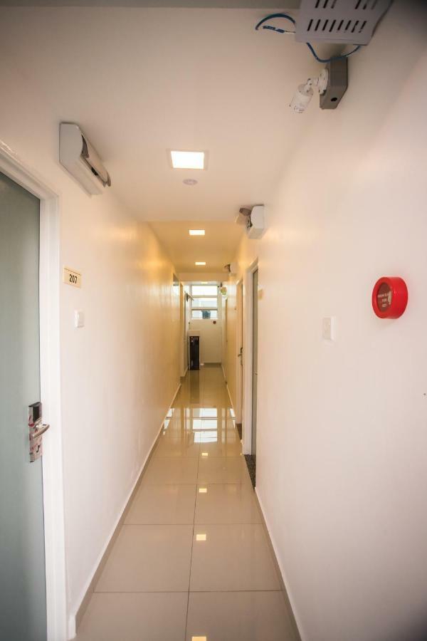 Teruntum 96 Guest House Kuantan Ngoại thất bức ảnh