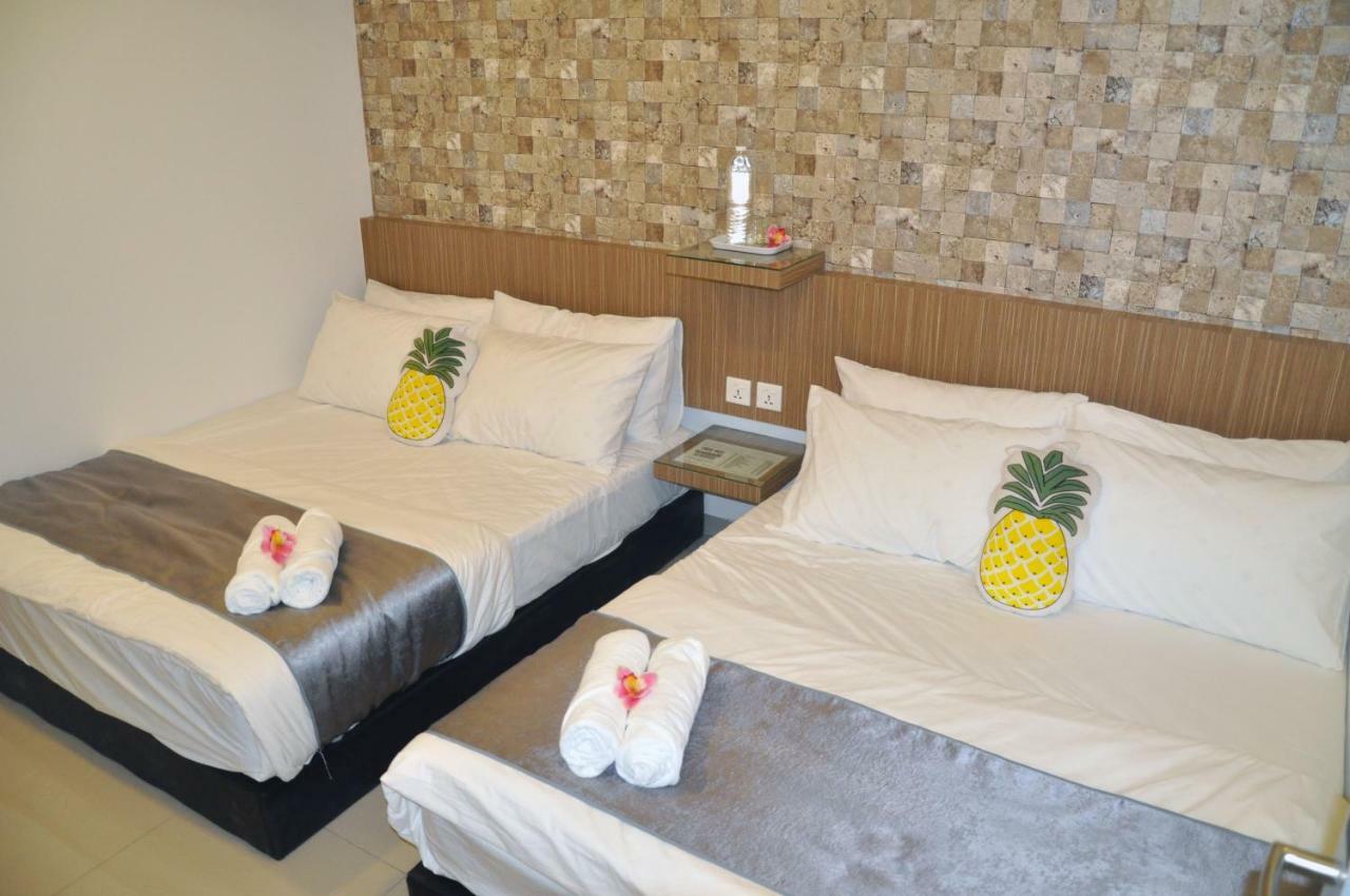 Teruntum 96 Guest House Kuantan Ngoại thất bức ảnh