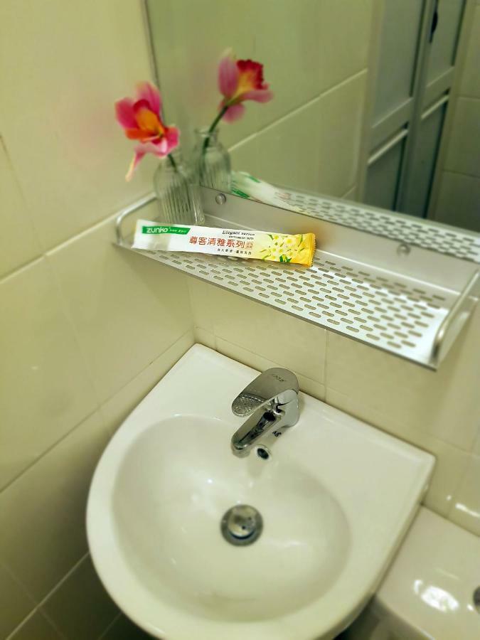 Teruntum 96 Guest House Kuantan Ngoại thất bức ảnh